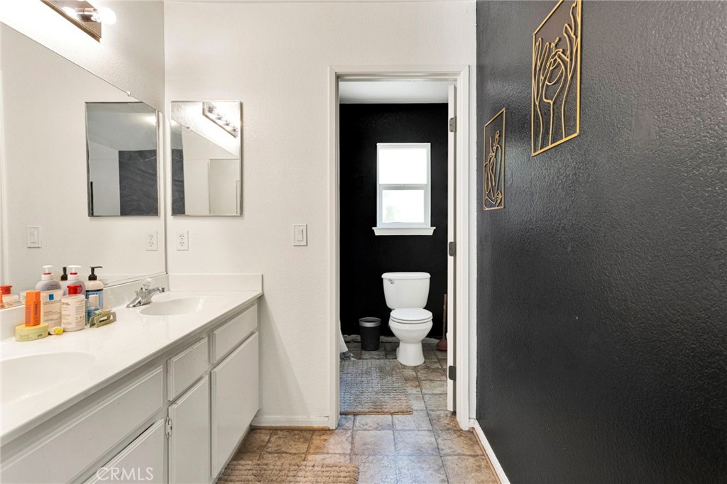 17592 Electra Drive Property Photo 24