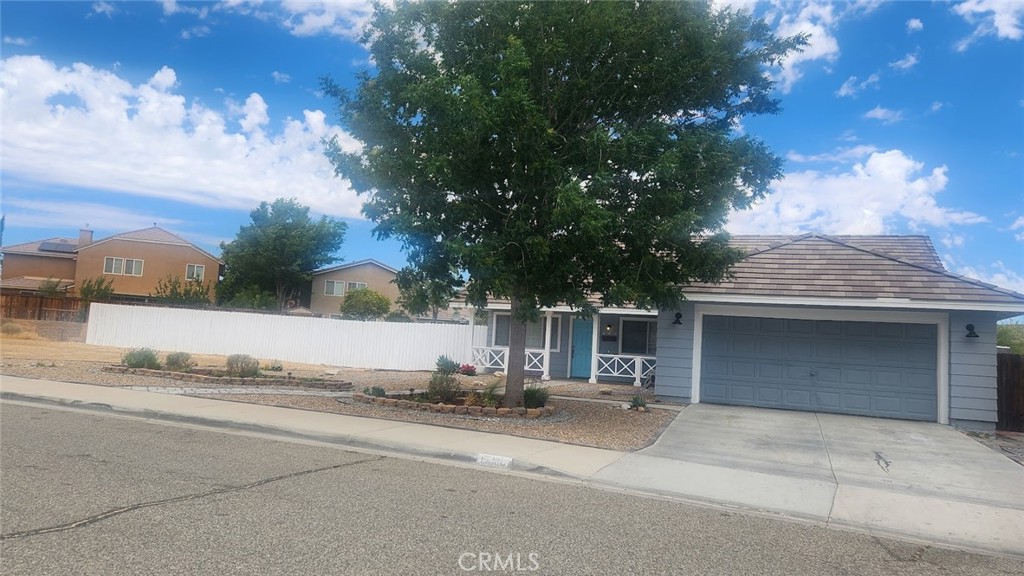 15430 Amber Pointe Property Photo 1
