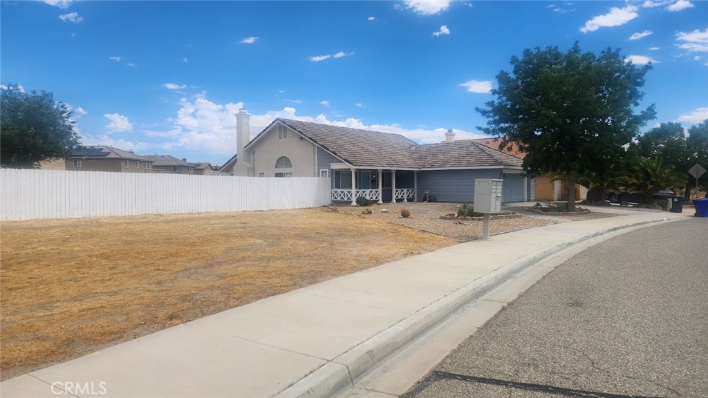15430 Amber Pointe Property Photo 2