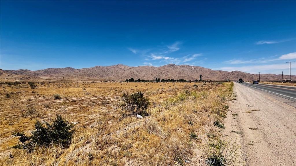 14239 Highway 18 Property Photo 10