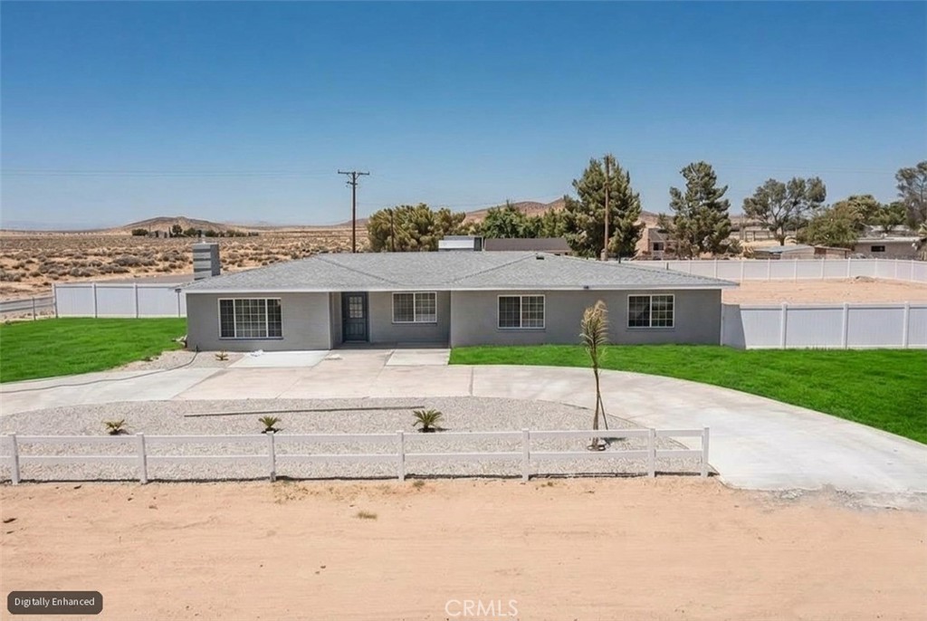 16621 Glendower Property Photo 4