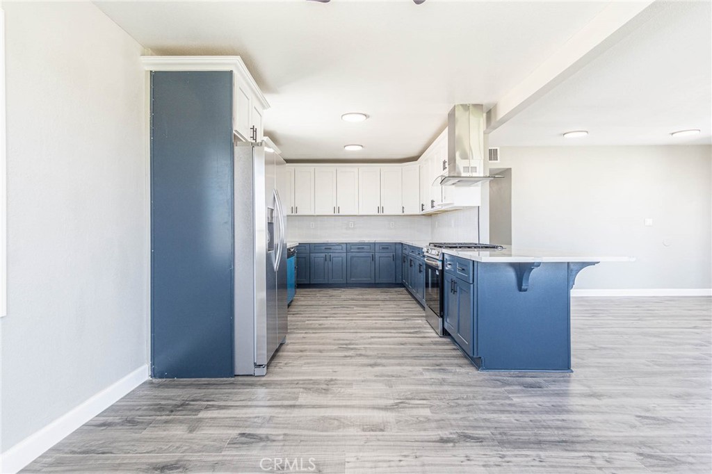 16621 Glendower Property Photo 14