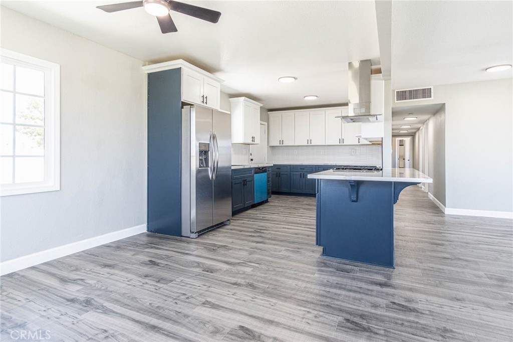 16621 Glendower Property Photo 16
