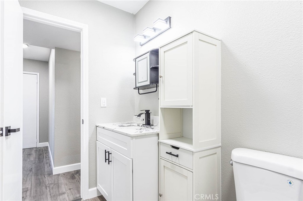 16621 Glendower Property Photo 25