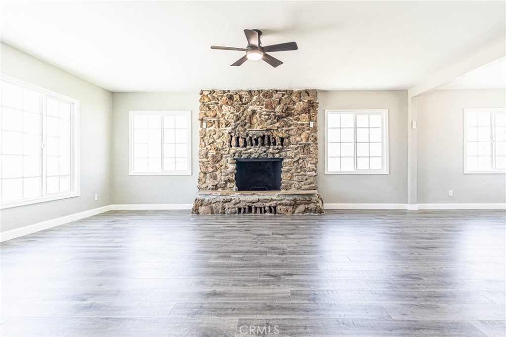 16621 Glendower Property Photo 30