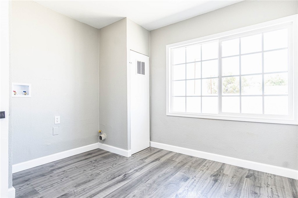 16621 Glendower Property Photo 35