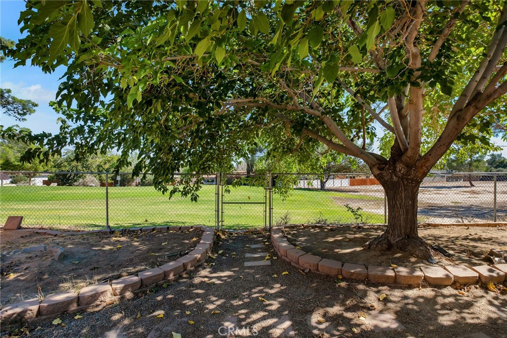 13887 Oakmont Drive Property Photo 4