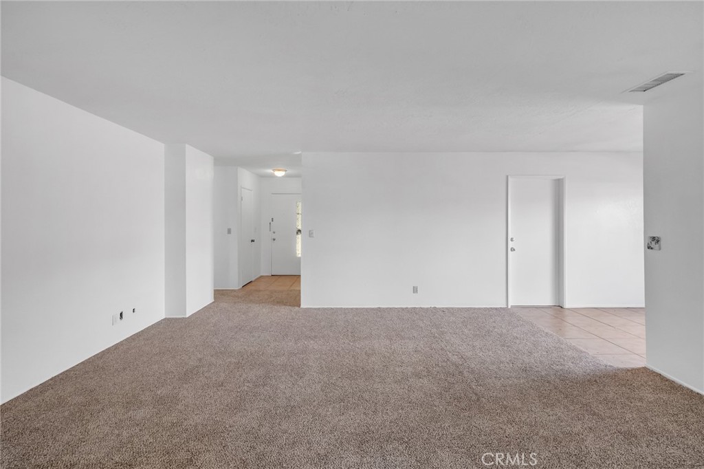 13887 Oakmont Drive Property Photo 13