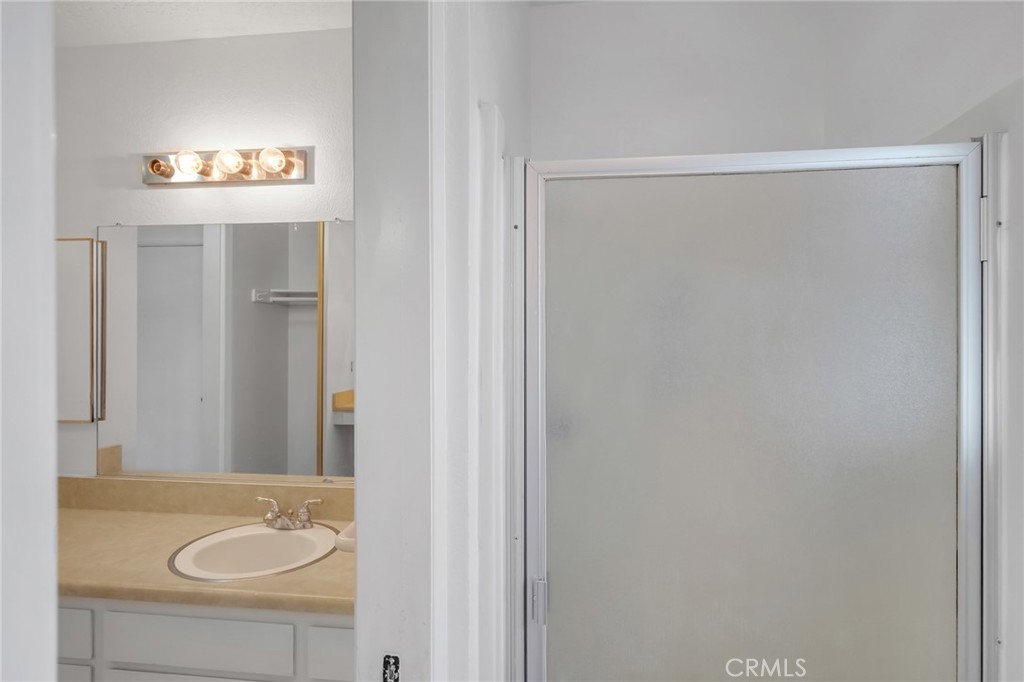 13887 Oakmont Drive Property Photo 28