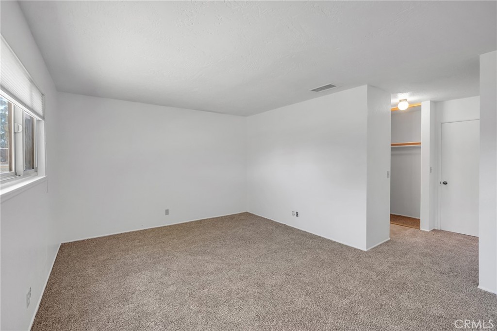 13887 Oakmont Drive Property Photo 29