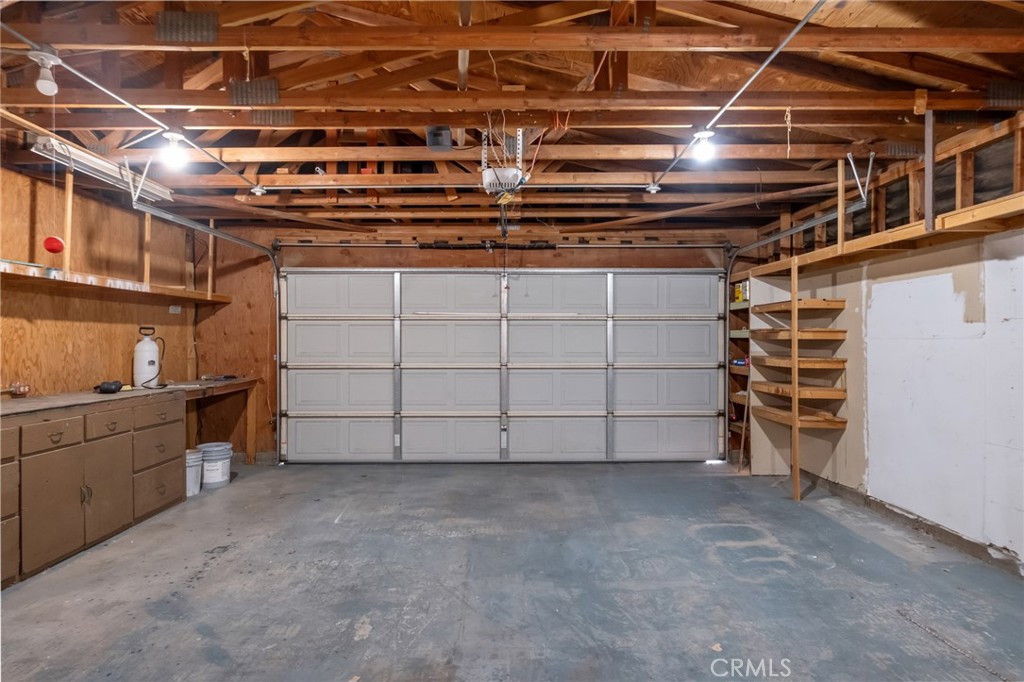 13887 Oakmont Drive Property Photo 32