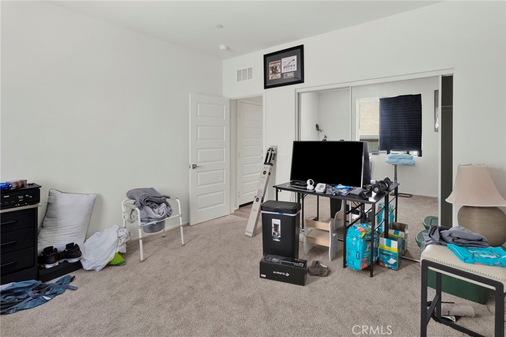 13097 Lancaster Property Photo 17