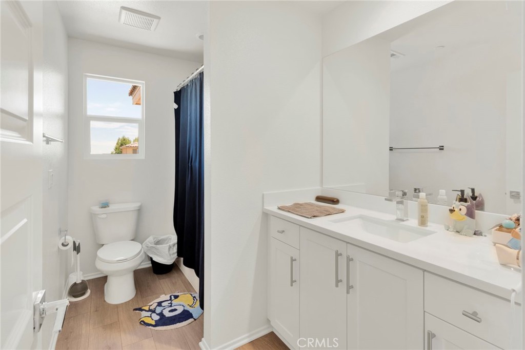 13097 Lancaster Property Photo 25