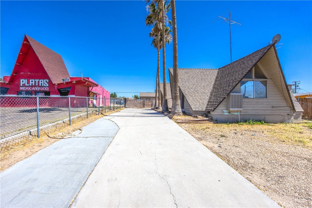 25567 Main Property Photo 4