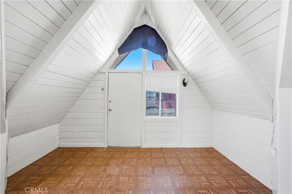 25567 Main Property Photo 9