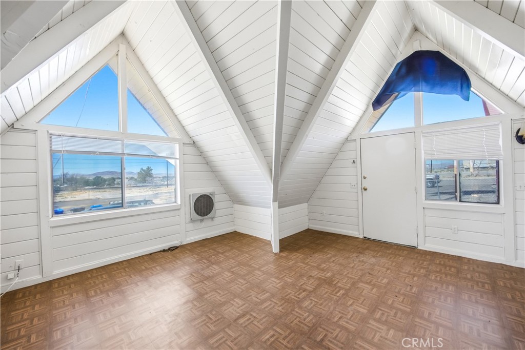 25567 Main Property Photo 15