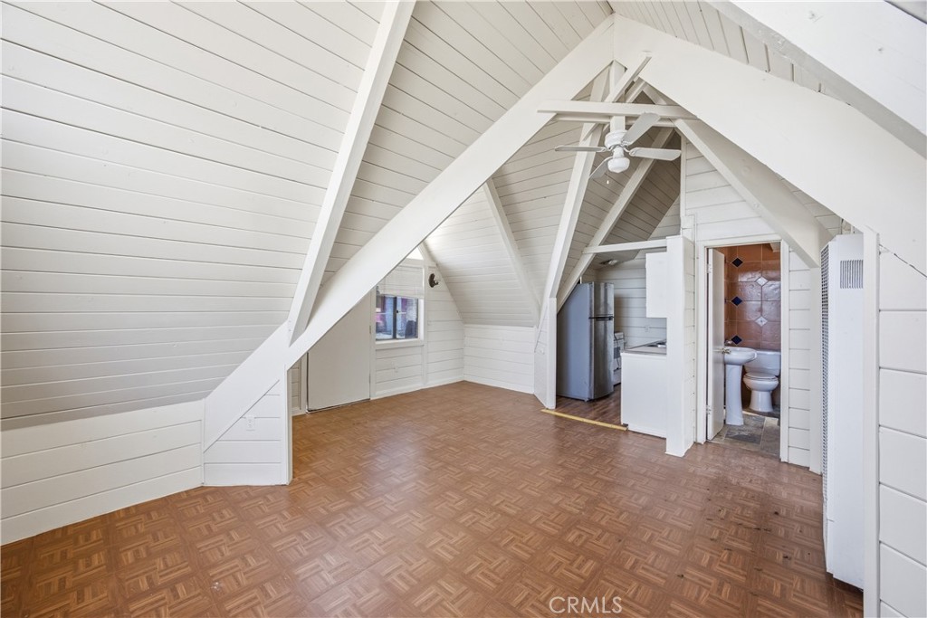 25567 Main Property Photo 16
