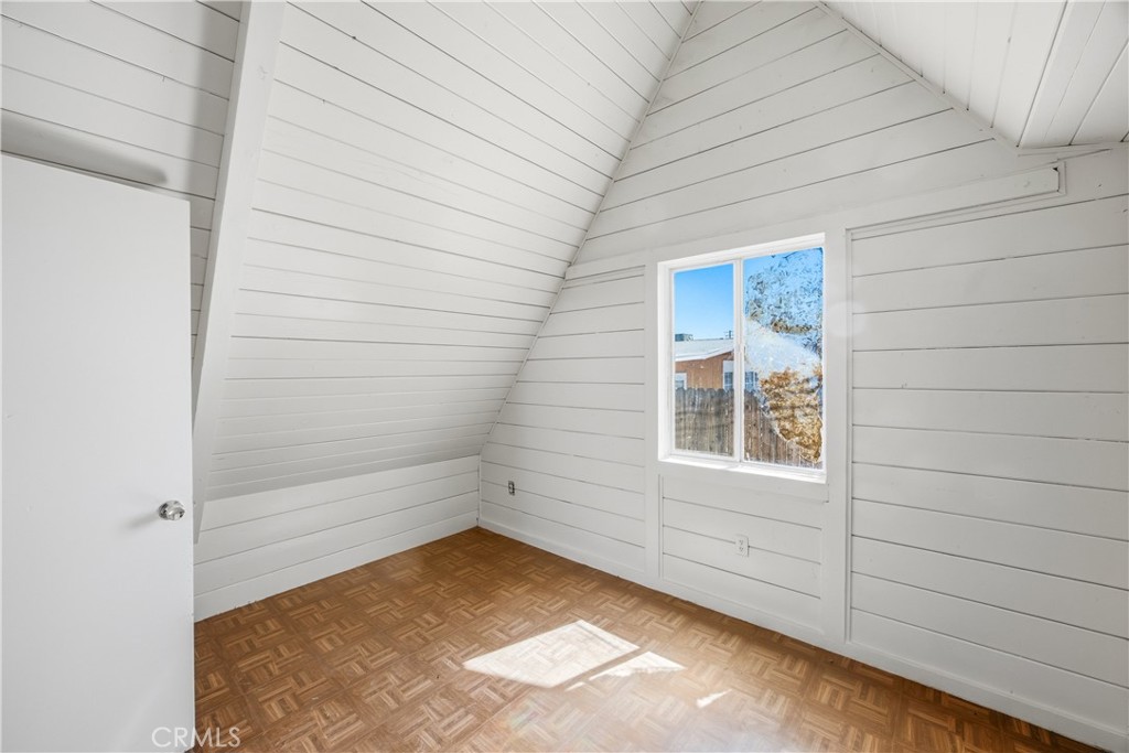 25567 Main Property Photo 18