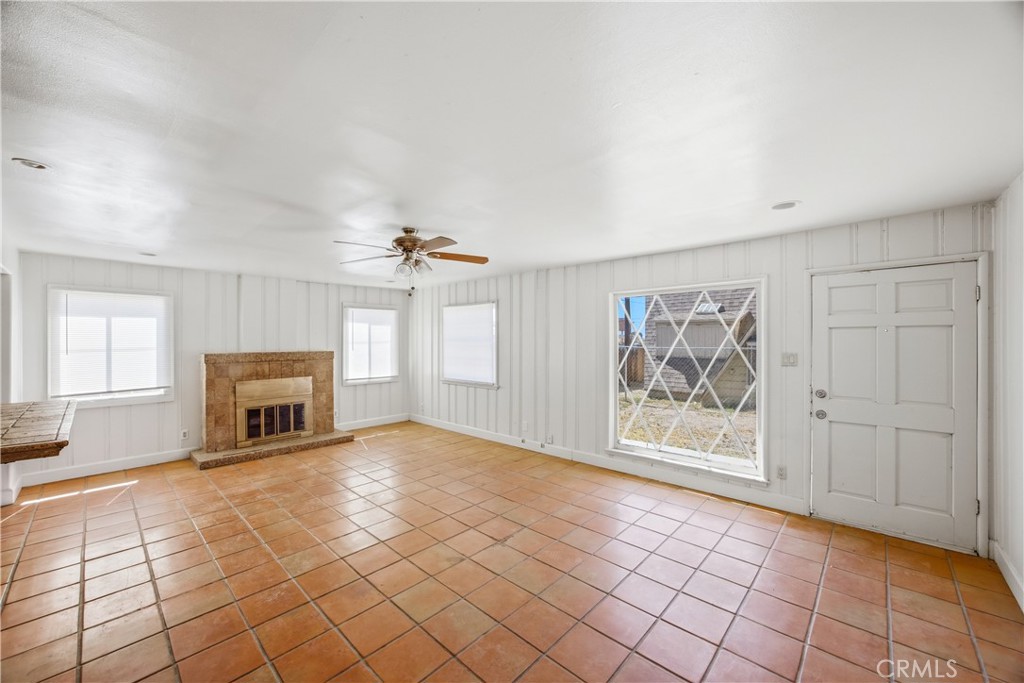 25567 Main Property Photo 23