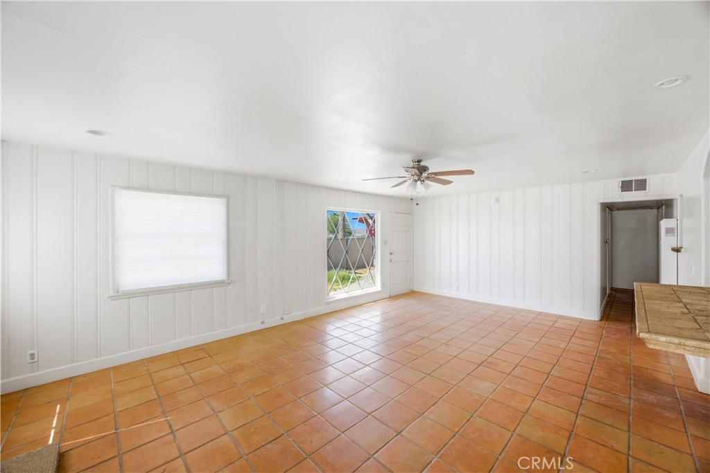 25567 Main Property Photo 24