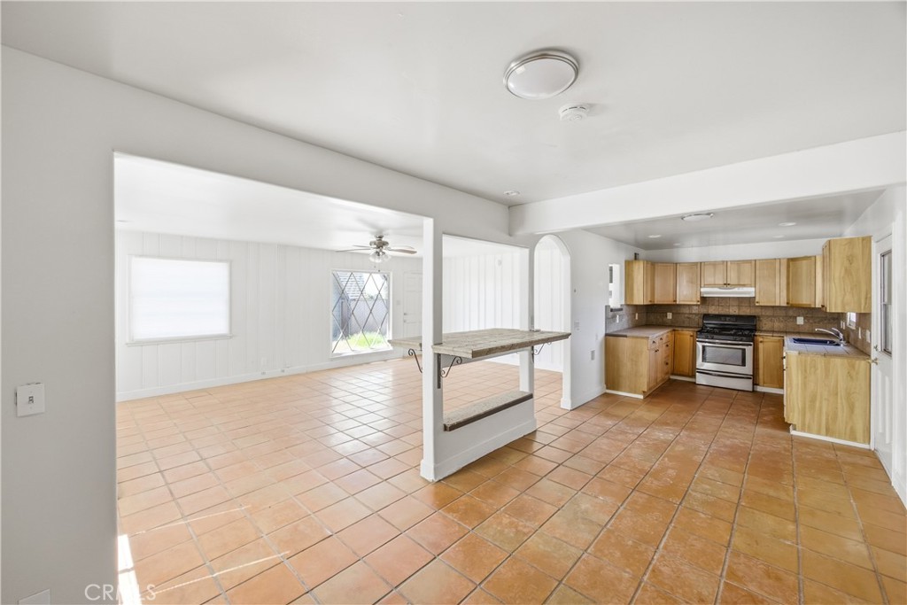 25567 Main Property Photo 29