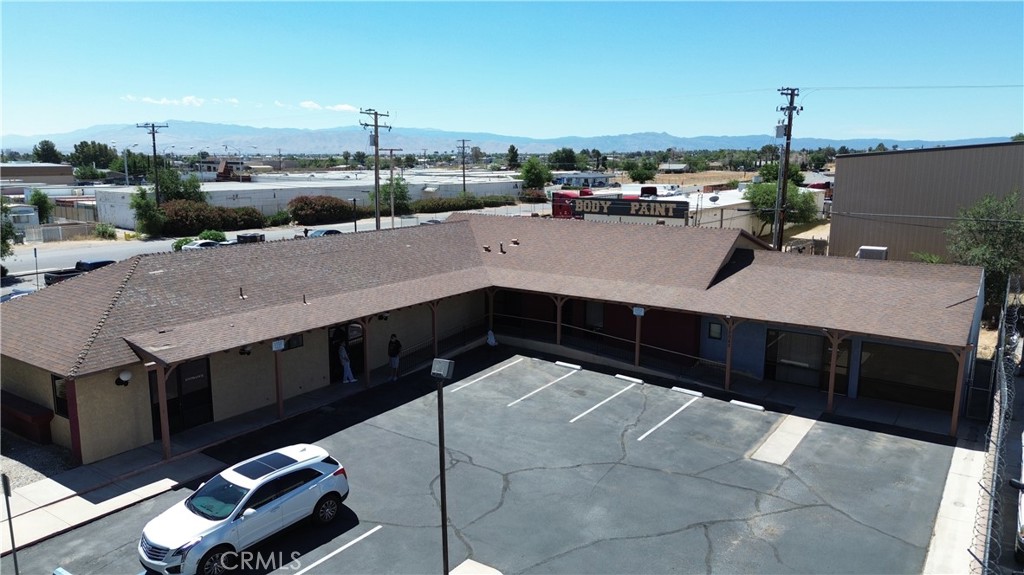 15065 Palmdale Road Property Photo 8