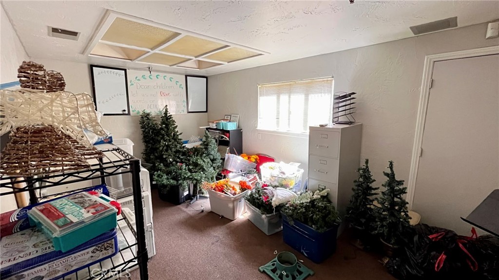15065 Palmdale Road Property Photo 18