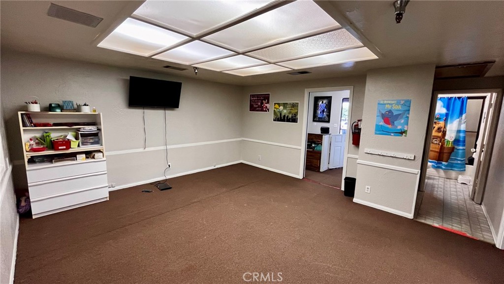 15065 Palmdale Road Property Photo 22