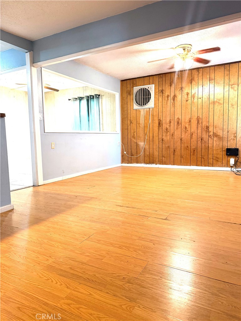 36769 Richards Lane Property Photo 4