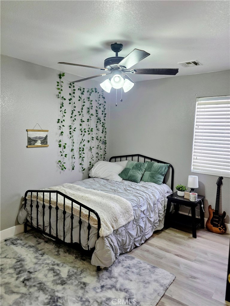 11324 Villa Street Property Photo 14