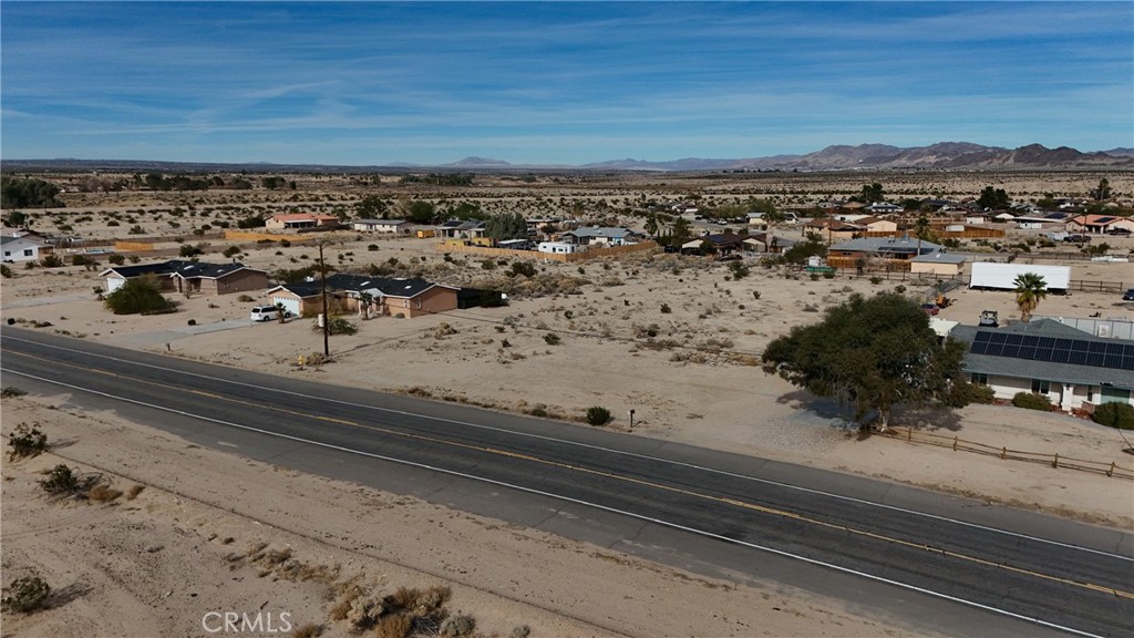 792 Amboy Property Photo 10