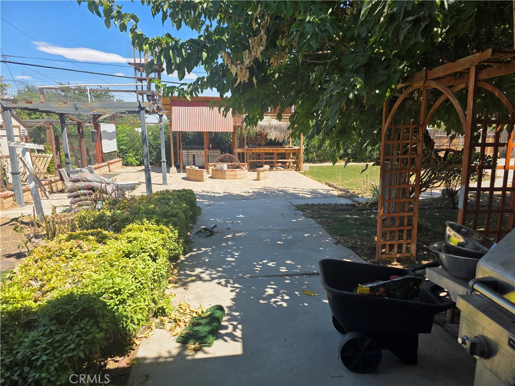 11353 Shahaptain Property Photo 17