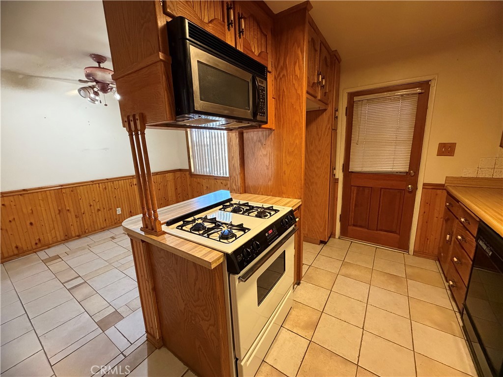 650 Yucca Avenue Property Photo 10