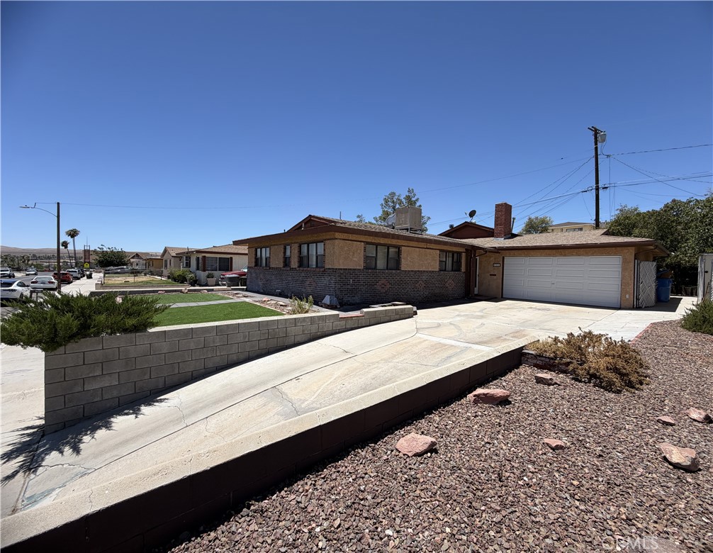 650 Yucca Avenue Property Photo 42
