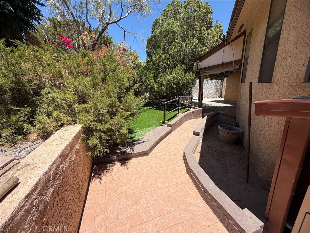 650 Yucca Avenue Property Photo 56