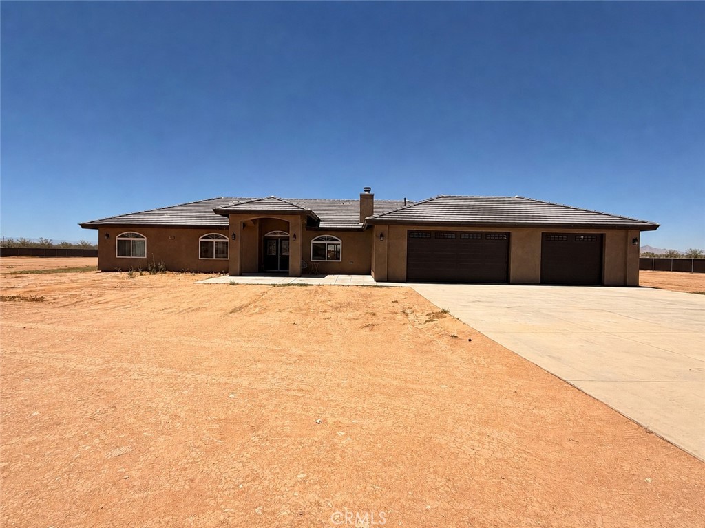 14642 Natoma Property Photo 1