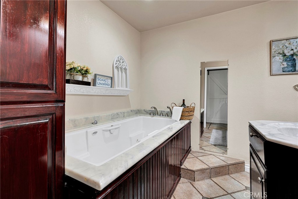14555 Ketch Property Photo 32
