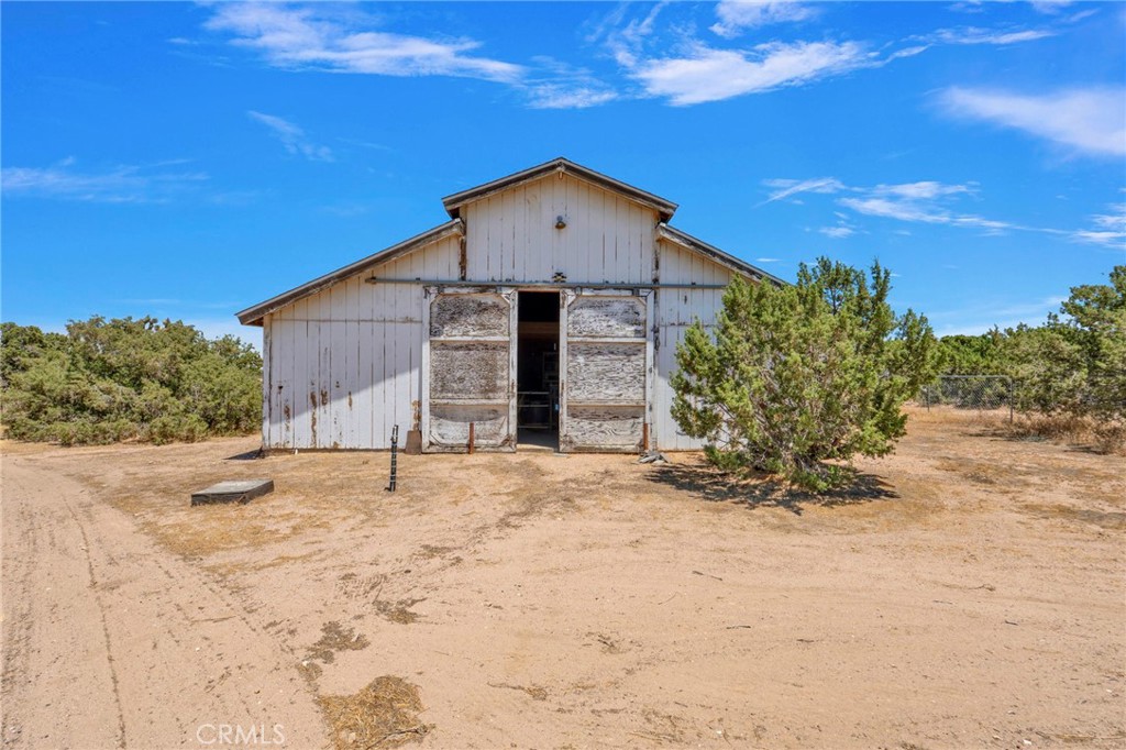 8172 Coyote Property Photo 33