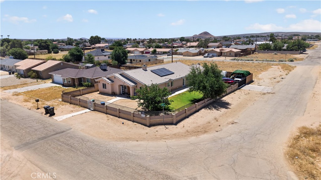 9116 Fuchsia Property Photo 2