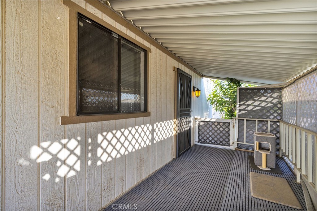 23456 Ottawa 28 Property Photo 6