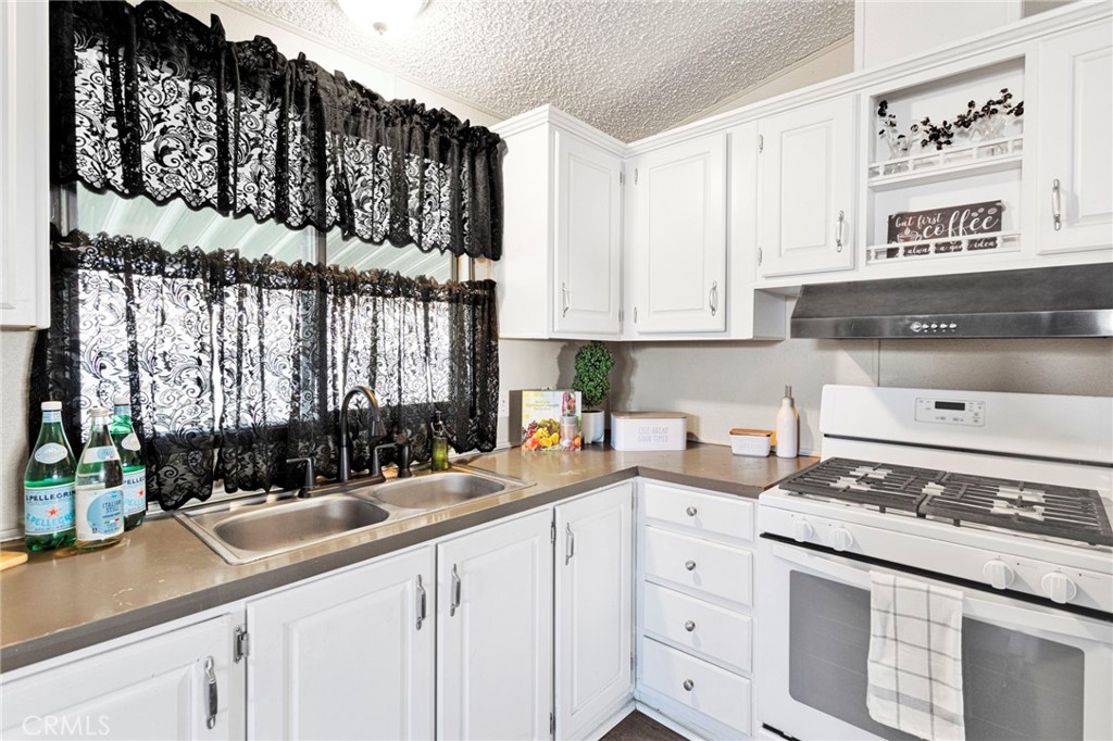 23456 Ottawa 28 Property Photo 13