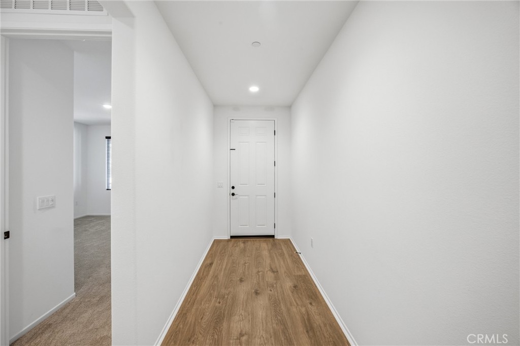8844 Glencliff Avenue Property Photo 4
