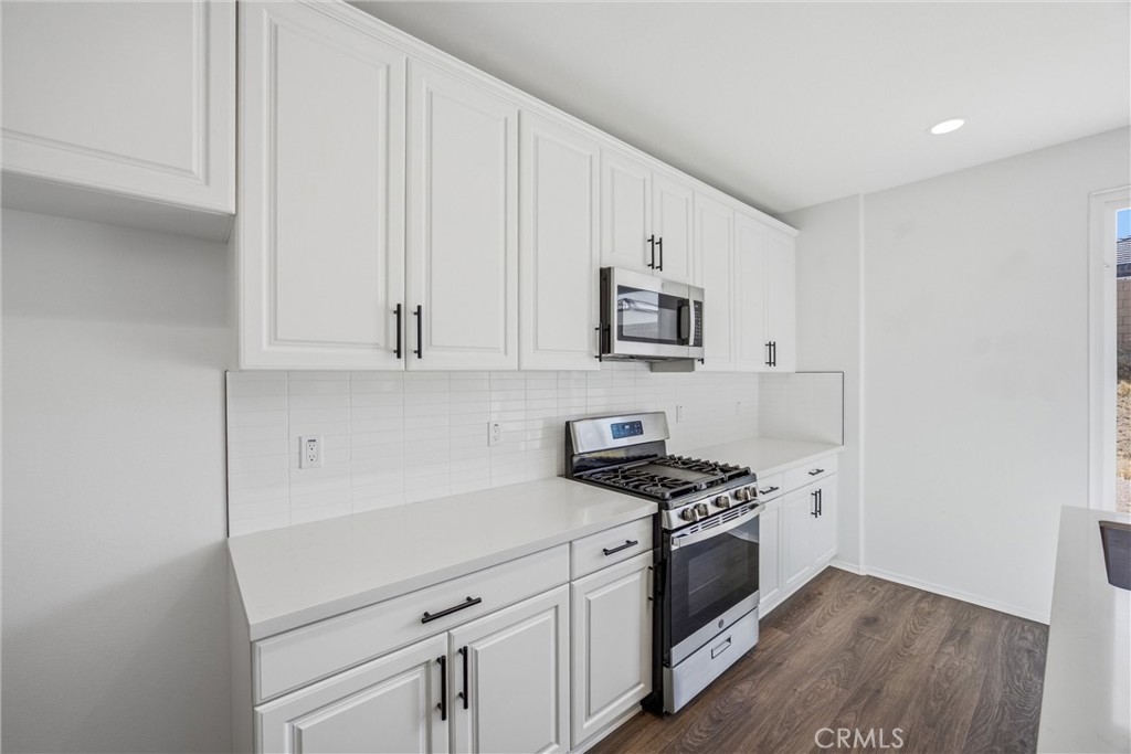 8844 Glencliff Avenue Property Photo 12