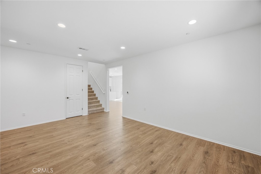8844 Glencliff Avenue Property Photo 18