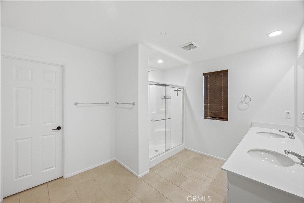 8844 Glencliff Avenue Property Photo 32
