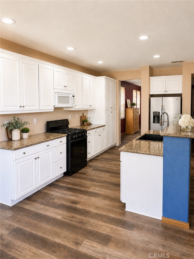 13116 Sunnyvale Court Property Photo 4