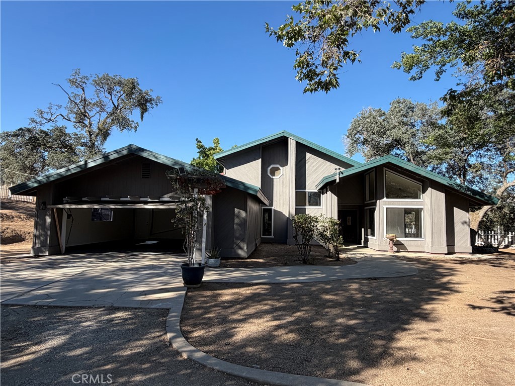 29642 Hart Oaks Drive Property Photo 1