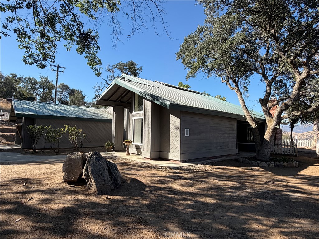 29642 Hart Oaks Drive Property Photo 3