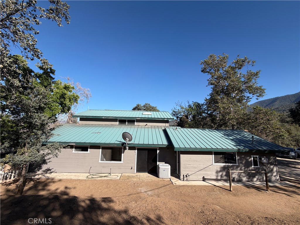 29642 Hart Oaks Drive Property Photo 8
