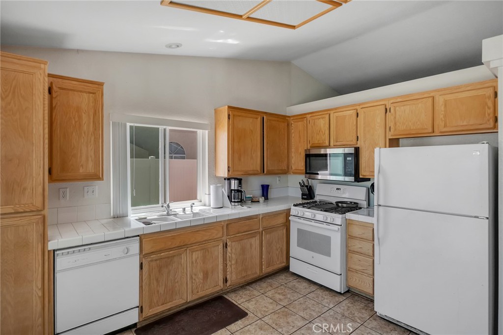 14474 Stone Creek Property Photo 6